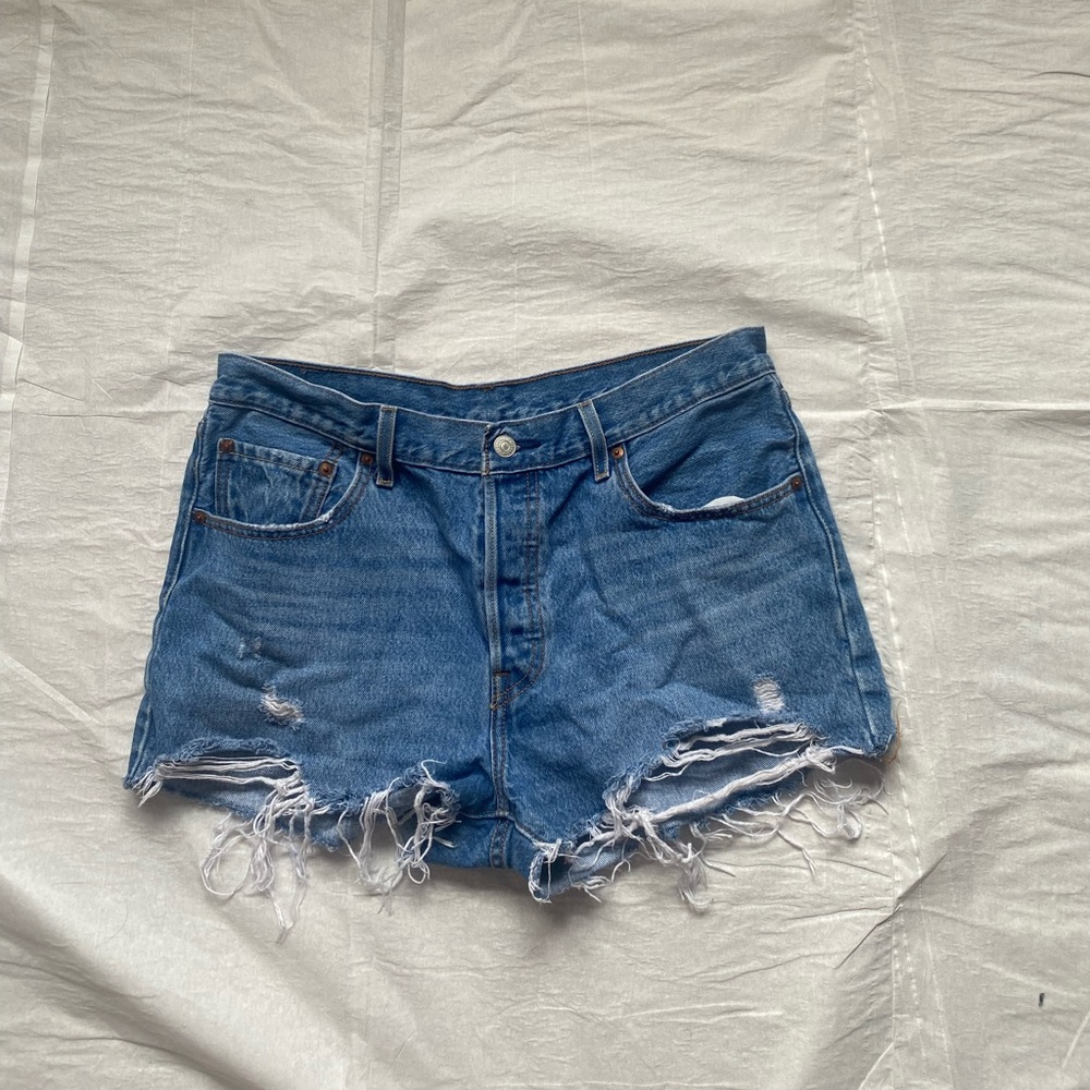 LEVI’S 501 Distressed Denim Shorts